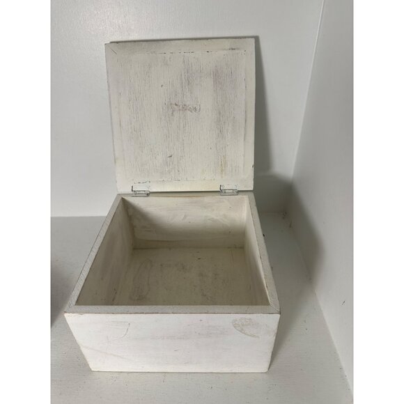 Vintage White Wooden Box With Gold & White Mosaic Star Design 8x8x5 - Picture 7 of 7
